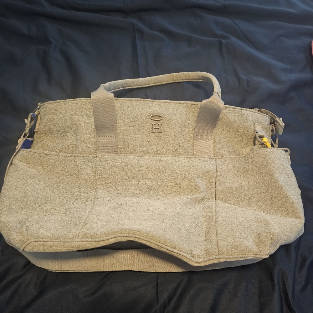 Halo Grey Travel Bag Minimalist Design